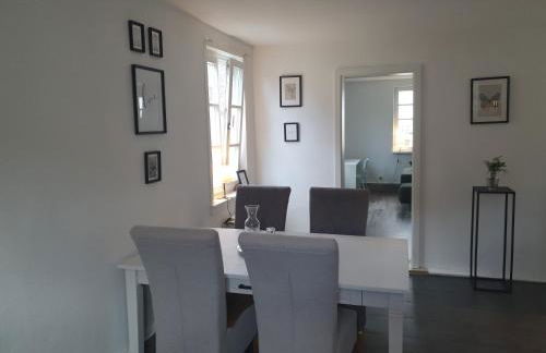 Gemütliche Wohnung *zentral* *Netflix* *Parkplatz* - Foto 7