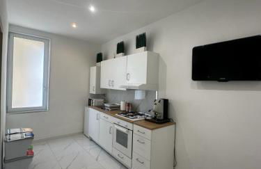 M2 APARTMENT - Photo 10
