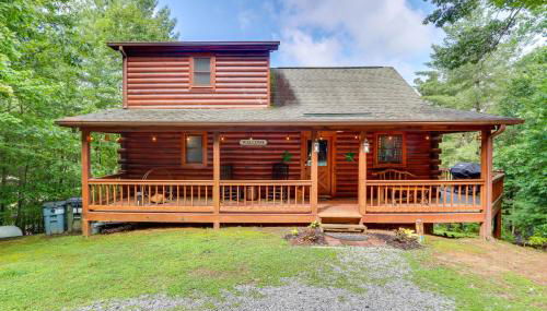Hot Tub and Game Room Charming Morganton Cabin! - Foto 2