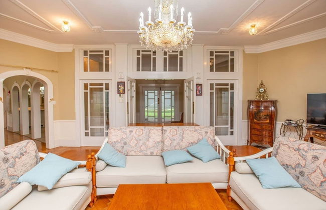 Classic 5 Beds Mt Dandenong Resort - Foto 1