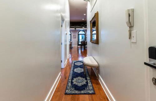 Jolene's Hideout - Noise Notice Wed-Sun - Foto 11