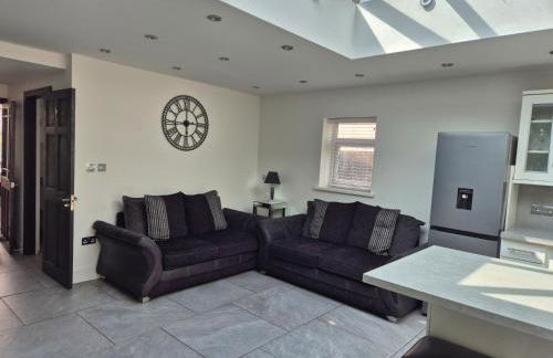 Cardiff city centre house - Sleeps 6 - Foto 8