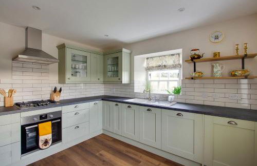 Balgavies Home Farm - Cottage - Photo 10