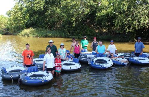 Lovely Cottage Rental with Waterfall on San Gabriel River near Austin, Texas - Foto 2
