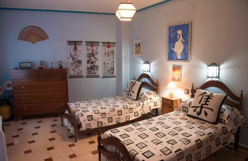 Alicante-Rental Alojamientos Turisticos CULTURAS Y COLORES EN ALMAGRO -Parking -Promocion EMPRESAS- - Foto 17