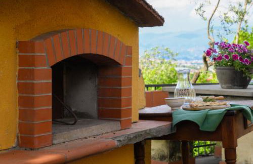 Villa panoramica con Jacuzzi privata tra Firenze & Lucca ,3 camere, 4 bagni - Foto 34