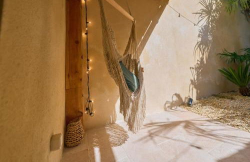 Suite atypique - Jacuzzi spa privé, en centre ville de Cognac - Foto 25