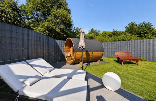 JUNIPRO Luxury Apartments - Photo 70