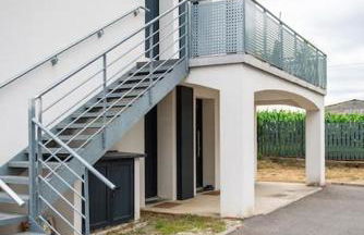 T2 clinique croix du sud climatisé parking lit bultex - Photo 3