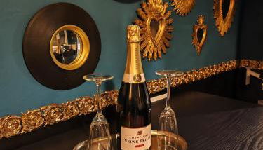 Love Room - Le Donjon des désirs - Foto 4