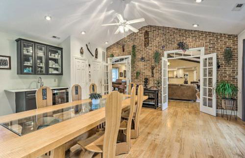 Charles Town Home with Private Pool and Hot Tub - Foto 19