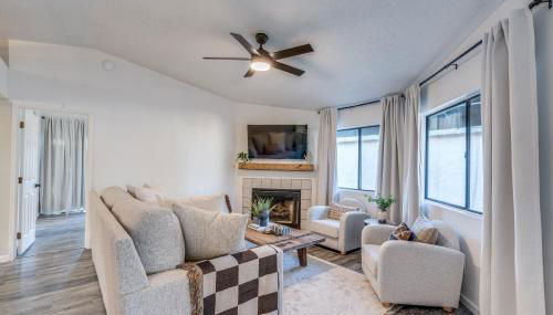 New! Modern • Family Friendly • The Desert Nest - Foto 4