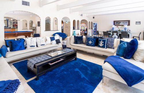 Oceana Blue / Beach Front / Pool / Bar / Relax - Foto 17