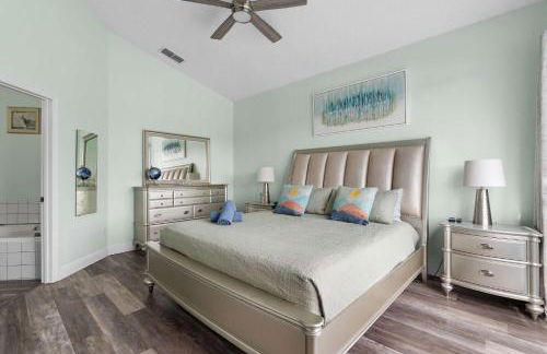 Single-Level Home w Heated Pool & 9MI to Disney - Photo 17