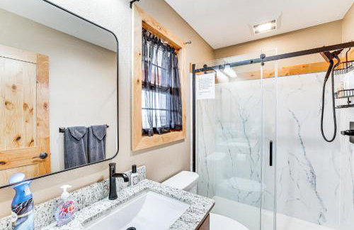 Wraparound Deck Newly Built Home in Grangeville! - Foto 13