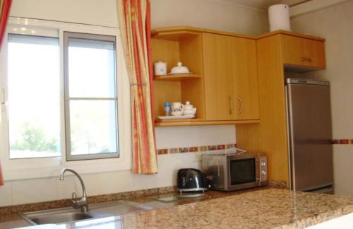 Villa Oasis WITH LARGE PRIVATE SWIMMING POOL - Foto 8