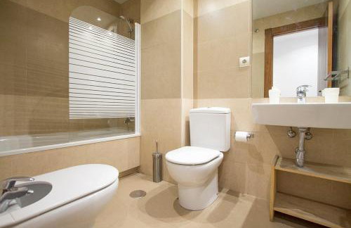 Apartamentos Adelfas - Photo 17