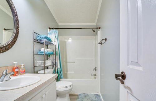 8 Mi to Jordan Lake Spacious New Hill Home - Foto 20