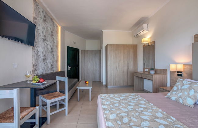 Christina Beach Hotel - Foto 54