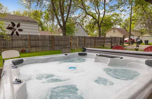 Bo's Rusty Relic Central Billings near park, hospital, shared hot tub, sauna - Foto 1
