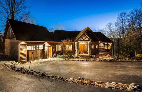 Luxurious Chalet! Hot-tub, Bonfire & Ideal Location for Skiing & Town - Foto 31