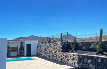 Villa Samara - Photo 1