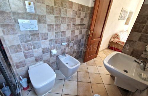 Villetta Fantasia 100 m from the beach with private parking - Foto 14
