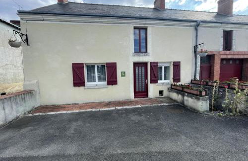 Maison plain-pied 3 ch avec sdb privatives, cour et jardin, proche Blois et châteaux de la Loire - FR-1-491-424 - Foto 1