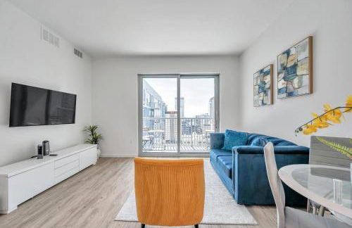 Luxury 1 BR with DEN Downtown Tampa Apt - City Views, Rooftop Pool, Workspace - Foto 2