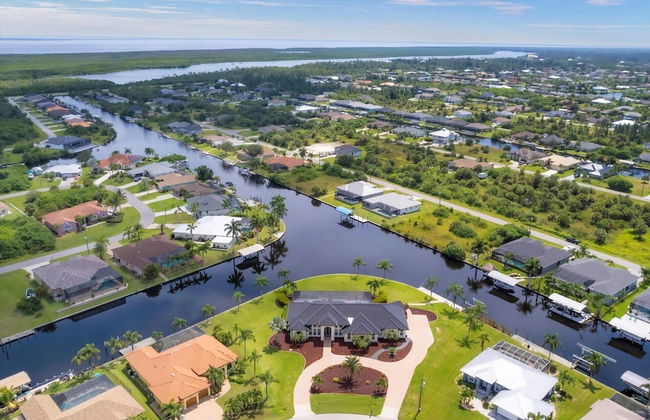 8256 Antwerp Circle - Foto 54