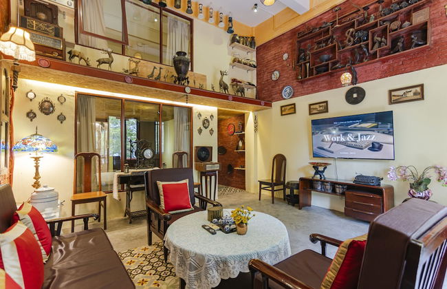 Ancient Saigon House BenThanh Center - Photo 1