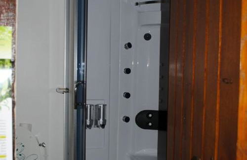 Gîte calme avec Spa en été, animaux acceptés, parcage, pour 8 personnes - FR-1-586-64 - Foto 11