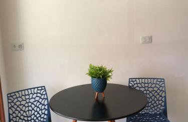 FLAT ENCANTADOR A UM PASSO DA PRAIA - Foto 29