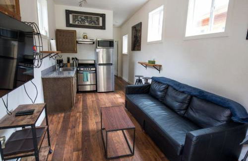 Iron Horse Cabin at Base Camp Lodging Company - Foto 9