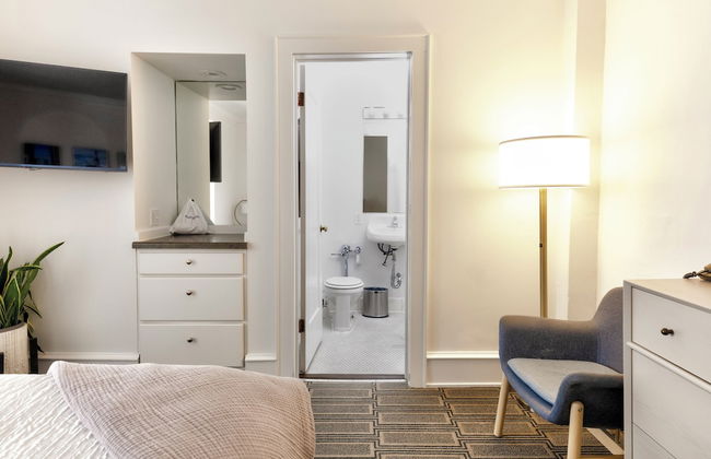 The Plaza Hotel - Photo 31