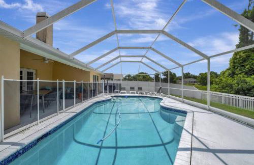 Pool Waterfront Lake 12 PPL Gorgeous - Foto 80