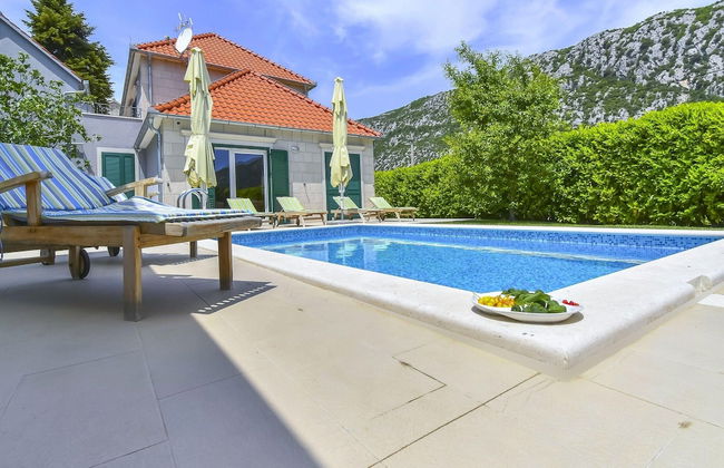 Villa in Croatia With Stunning Mountain Views - Foto 15