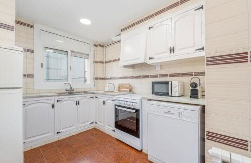 Milenial Immo Llotja Apartamento a 100 mts de la playa de Roses - Foto 4