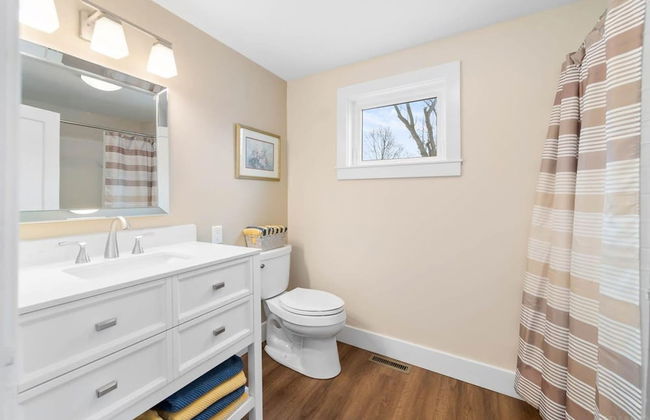 Modern Home Just 10 Mins to Notre Dame 18384 - Foto 20