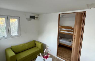 Beach Alone - Foto 20