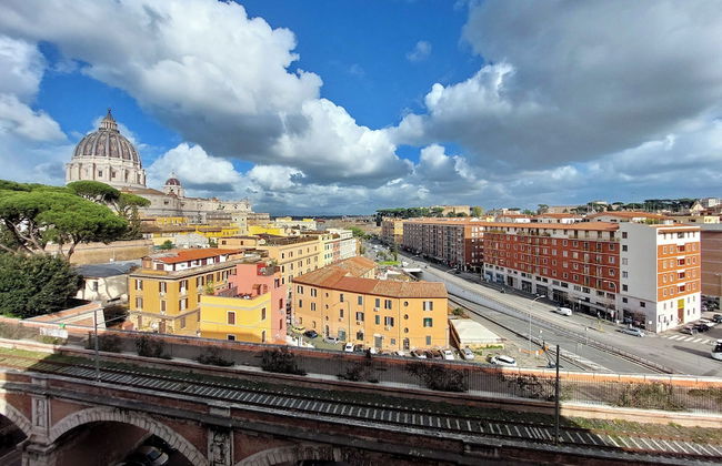 Una finestra sulla cupola di San Pietro - Photo 26