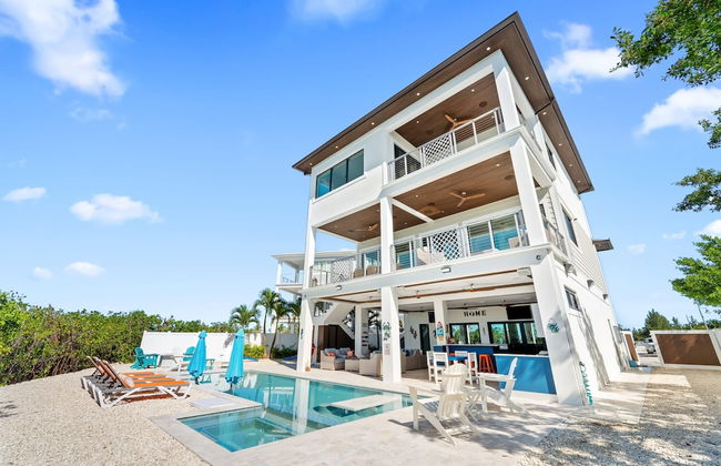 Luxury Seaside Escape Pool Dock Scenic Views - Foto 69