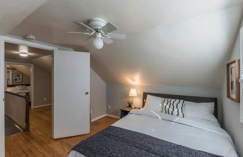 Enchanting historic townhouse by CozySuites - Foto 14