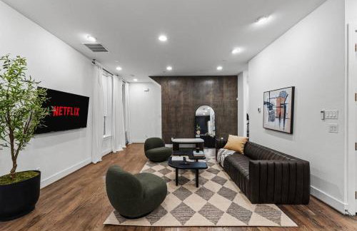 New Luxury Dallas Skyline View with Rooftop - Garage - MiniGolf - Firepit - WORLD CUP - Foto 26