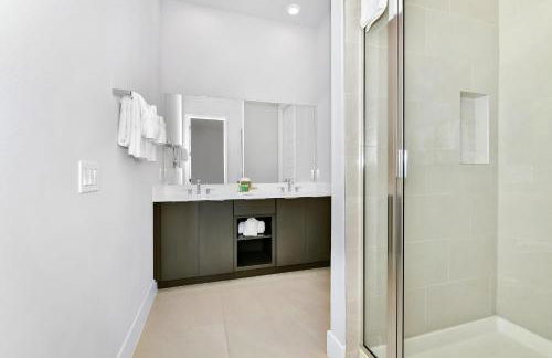 Contemporary Condo With Pool Table Near Disney With Resort & Waterpark Access - B27-212 - Foto 10