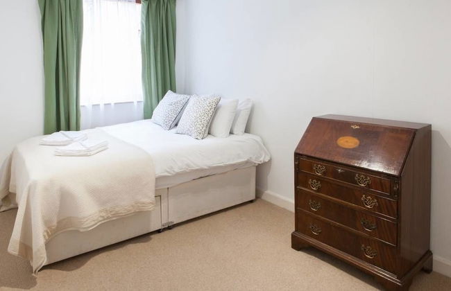 Stylish Apartments next to Buckingham Palace - Photo 7