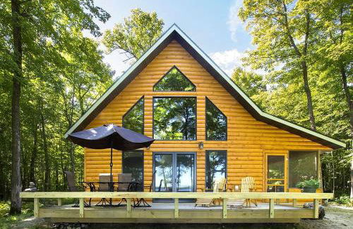 Classic American Getaway in a Lakeside Cabin near Detroit Lakes and Itasca State Park, Minnesota - Foto 1