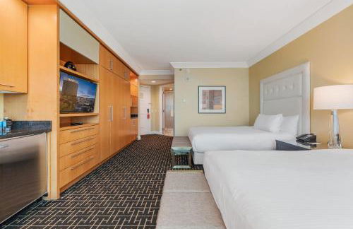 TRUMP 56th Floor - Sphere and Strip View - No Resort Fees - Photo 41