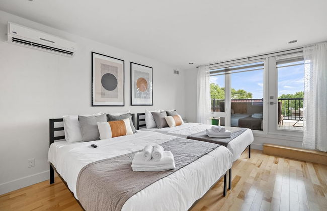 Private Roof top Patio Downtown Metro Frontenac - Photo 1