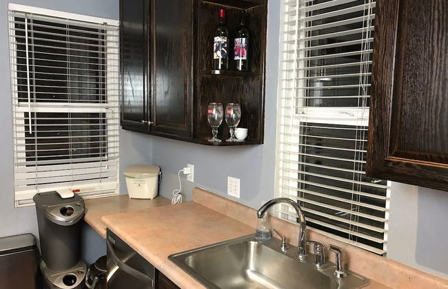 Cannabis Castle Historic Home in Baker District - Foto 27